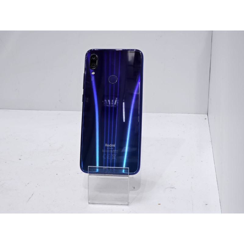 Мобильный телефон Xiaomi Redmi 7 4/64 GB            
            б/у
