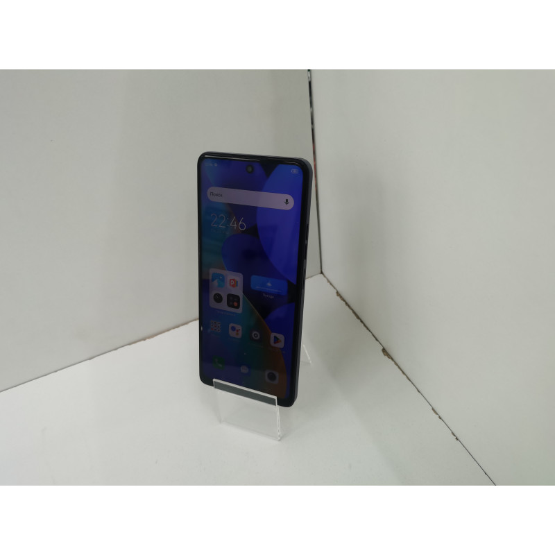 Мобильный телефон Tecno Spark 10 Pro 4/128 GB            
            б/у