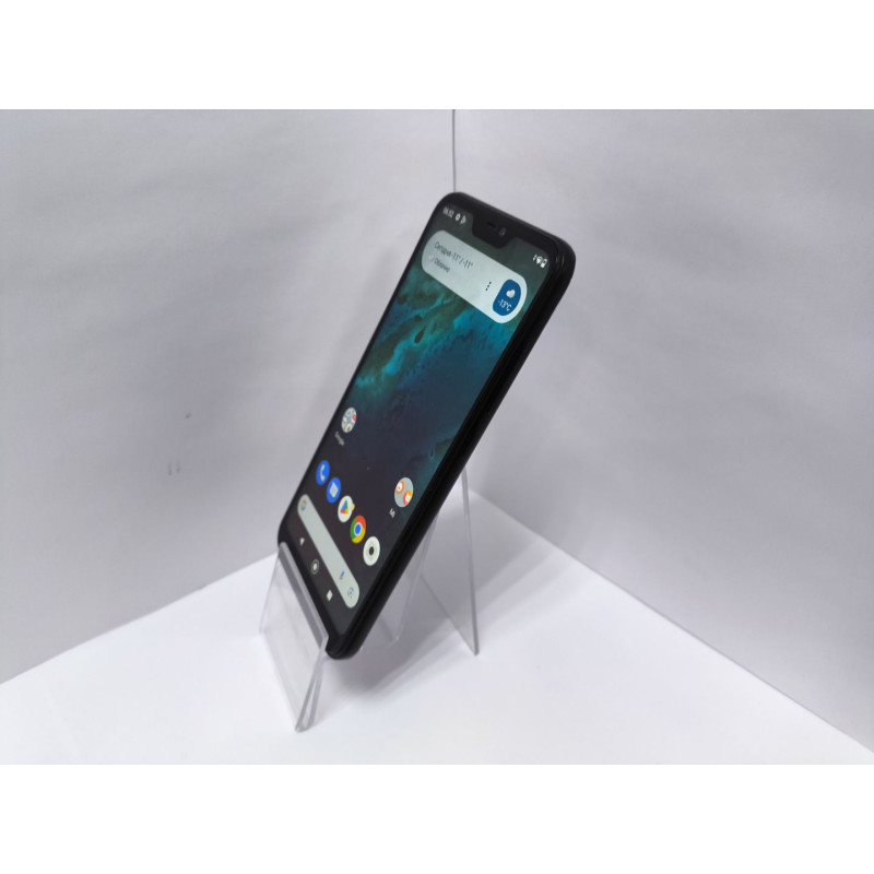 Мобильный телефон Xiaomi Mi A2 Lite 3/32 GB            
            б/у