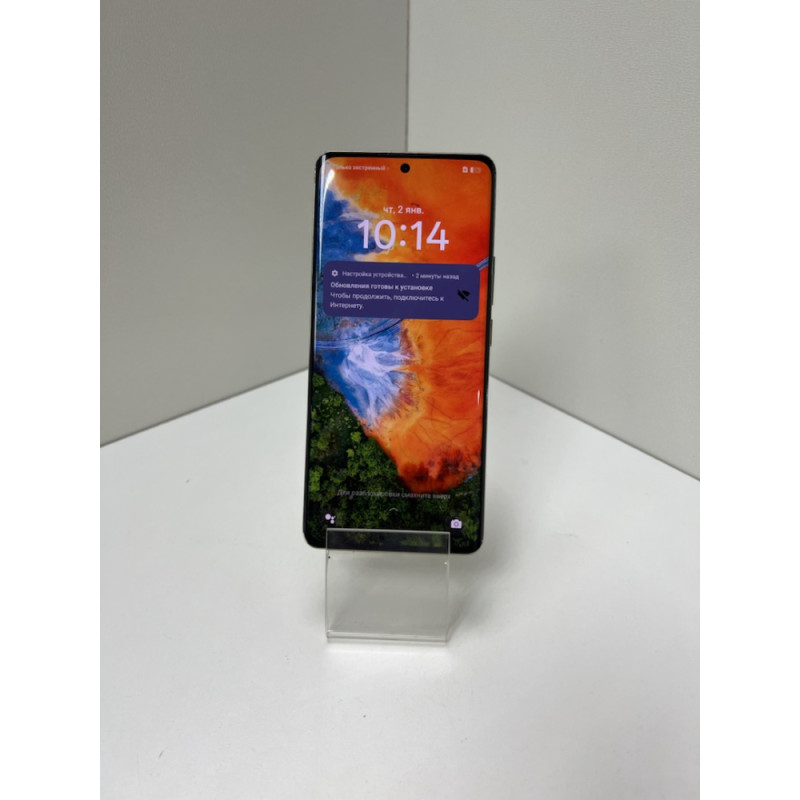 Мобильный телефон REALME 12 Pro+ 12/512 GB            
            б/у