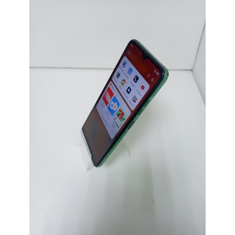 Мобильный телефон Tecno Spark 10C 4/64 GB            
            б/у