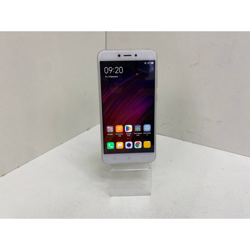 Мобильный телефон Xiaomi Redmi 4X 3/32 GB            
            б/у