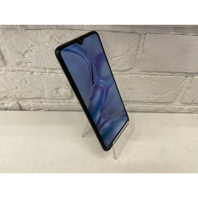 Мобильный телефон Samsung Galaxy A20S 3/32 GB            
            б/у
