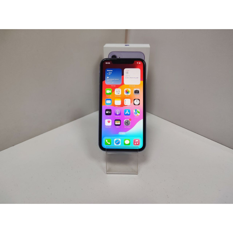 Мобильный телефон Apple iPhone 11 4/128 GB            
            б/у