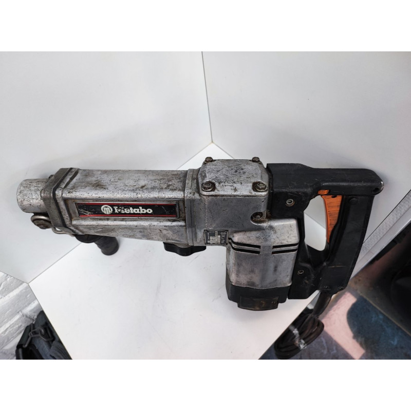 Отбойный молоток Metabo MH E10 S            
            б/у