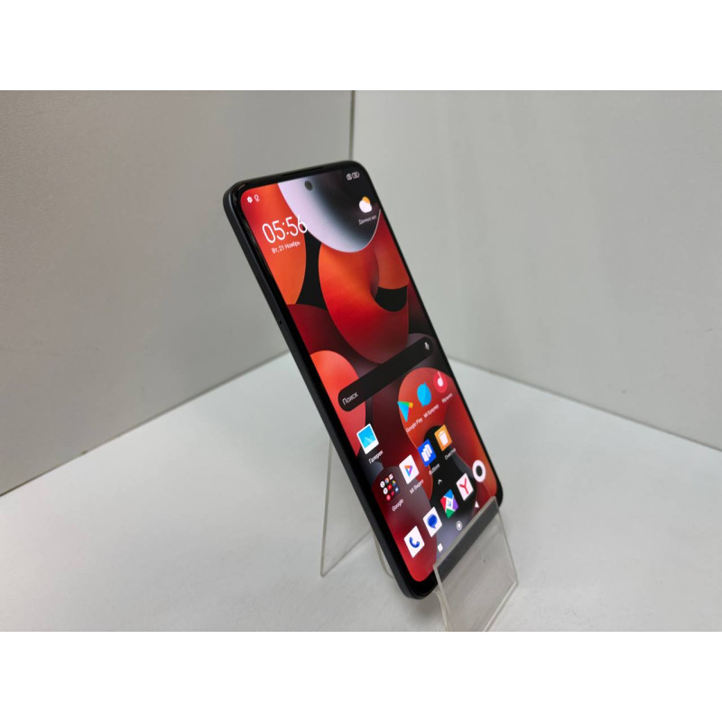 Мобильный телефон Xiaomi Poco X5 Pro 5G 8/256 GB.            
            б/у