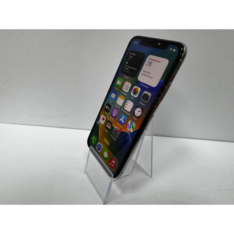 Мобильный телефон Apple iPhone X 3/64 GB            
            б/у