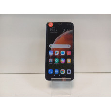 Мобильный телефон Xiaomi Redmi 8 3/32 GB            
            б/у
