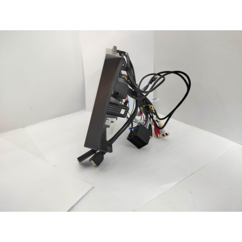 Автомагнитола Wide Media MT-PRO-MFB-QU T 4/32GB            
            б/у