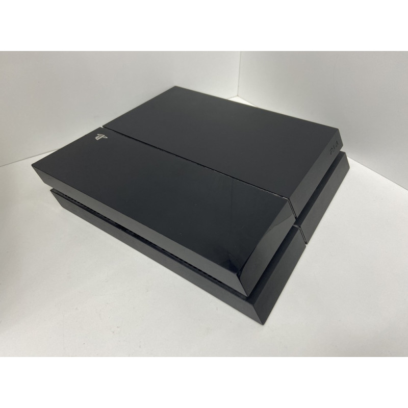 Игровые приставки Sony PS4 500Gb            
            б/у