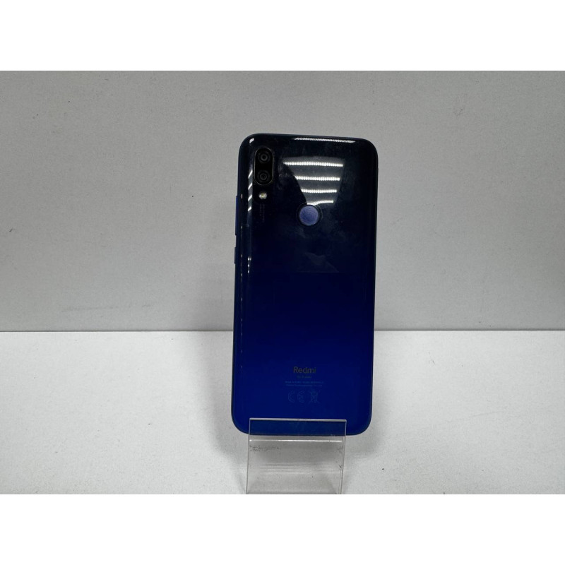 Мобильный телефон Xiaomi Redmi 7 3/32 GB            
            б/у