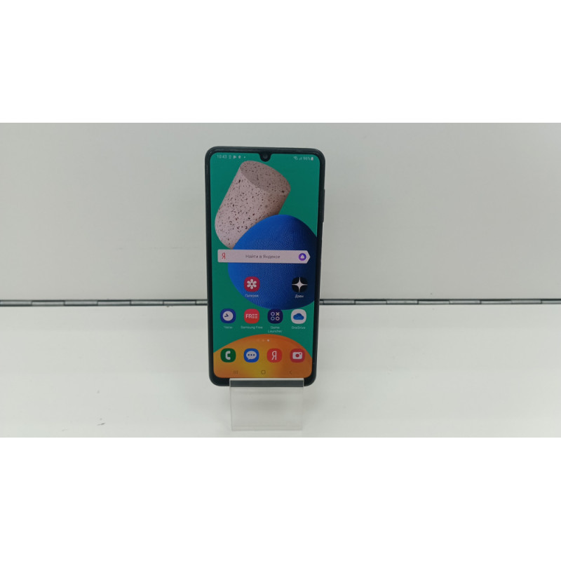 Мобильный телефон Samsung Galaxy M32 6/128 GB            
            б/у