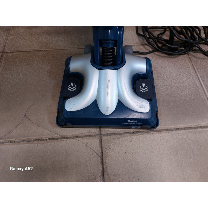 Пылесос ручной Tefal Clean&Steam VP7591RH            
            б/у