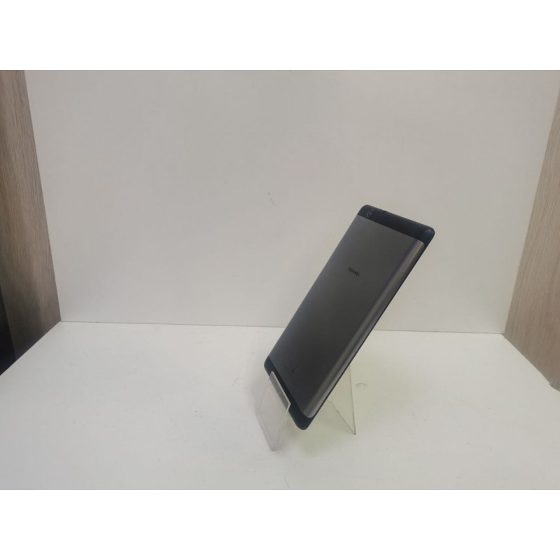 Планшет без SIM-карты Huawei Mediapad T3 8 2/16 GB            
            б/у
