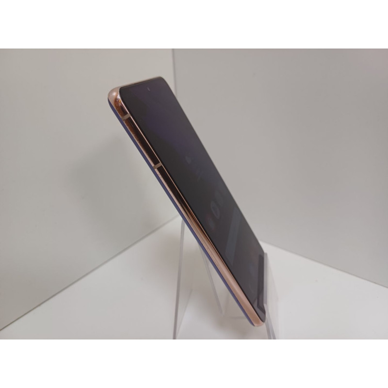 Мобильный телефон Samsung Galaxy S21 5G 8/128 GB            
            б/у