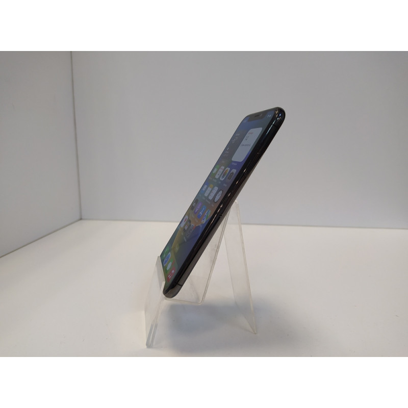 Мобильный телефон Apple iPhone X 3/256 GB            
            б/у