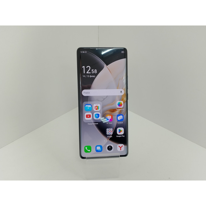 Мобильный телефон Tecno CAMON 30S 8/128 GB            
            б/у