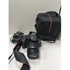 Фотоаппарат зеркальный Canon EOS 600D            
            б/у