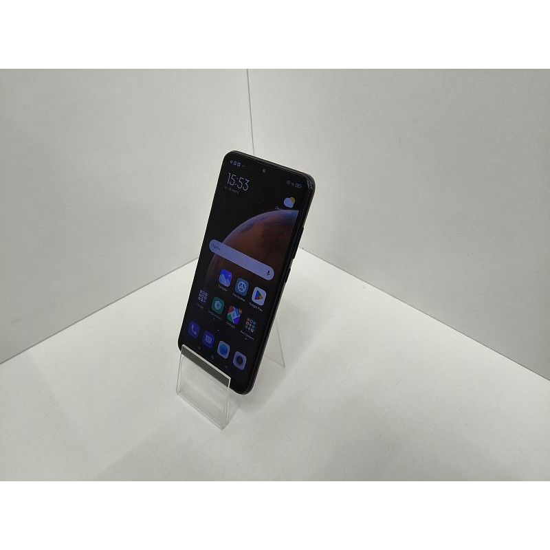 Мобильный телефон Xiaomi Redmi 8 4/64 GB            
            б/у