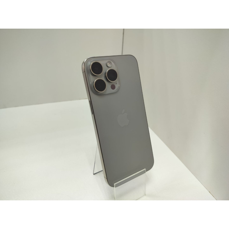 Мобильный телефон Apple iPhone 15 Pro Max 8/256 GB            
            б/у