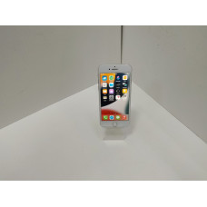 Мобильный телефон Apple iPhone 7 2/32 GB            
            б/у