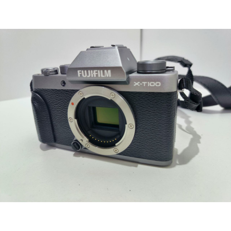 Фотоаппараты Цифровые Fujifilm X-T100            
            б/у