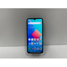 Мобильный телефон Tecno Spark 8C 4/64 GB            
            б/у