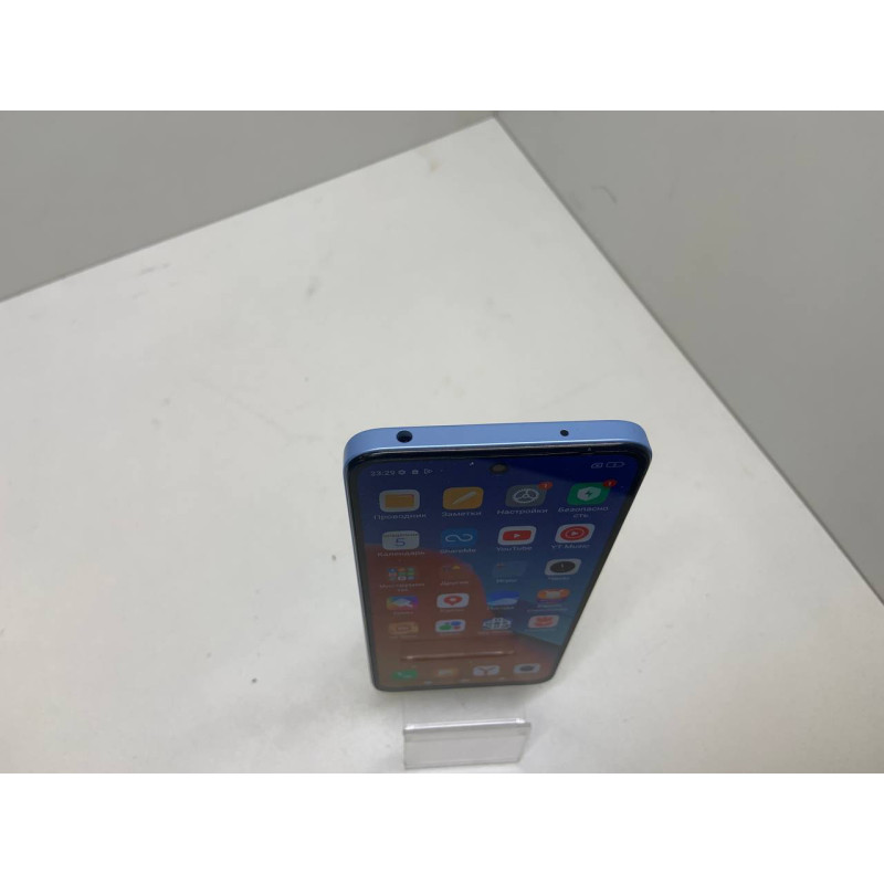 Мобильный телефон Xiaomi Redmi 12 4/128 GB            
            б/у