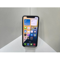 Мобильный телефон Apple iPhone 11 4/64 GB            
            б/у