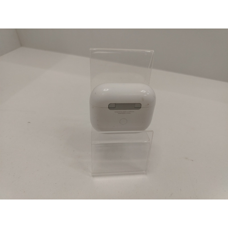 Наушники Беспроводные Внутриканальные Apple AirPods 3            
            б/у