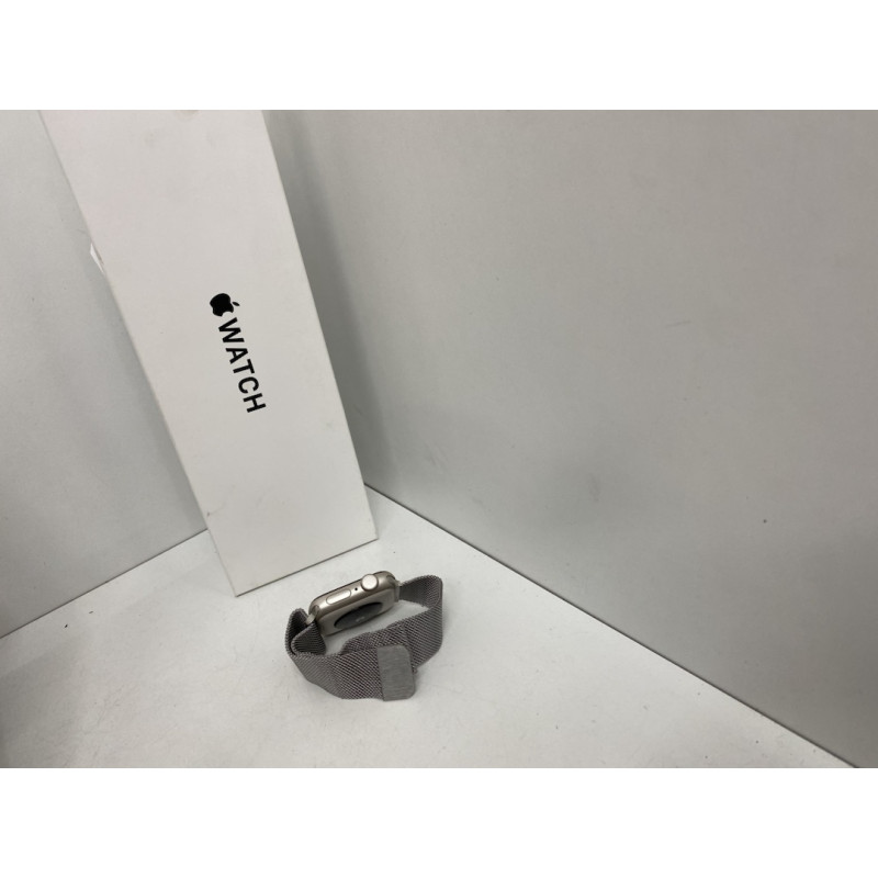 Умные Часы Apple Watch SE Gen 2 40 мм            
            б/у
