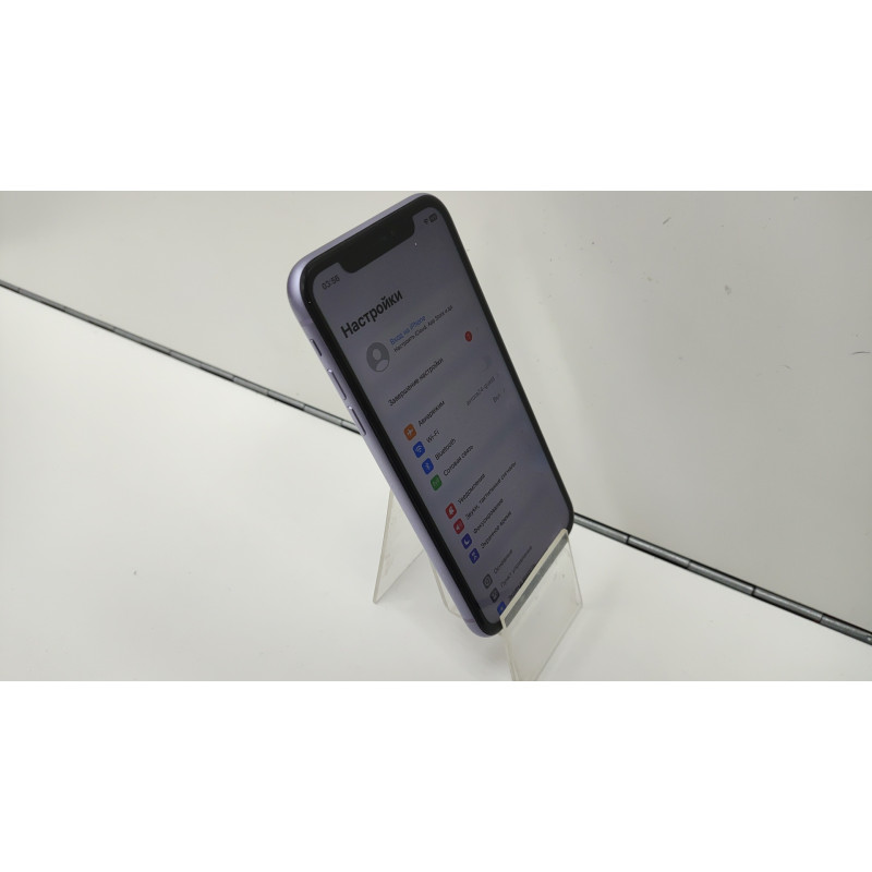 Мобильный телефон Apple iPhone 11 4/128 GB            
            б/у