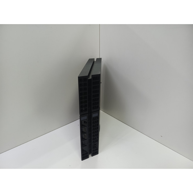 Игровые приставки Sony Playstation 4 500GB (CUH-1208A)            
            б/у