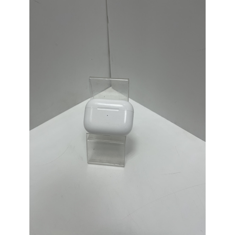 Наушники Беспроводные Внутриканальные Apple AirPods Pro            
            б/у