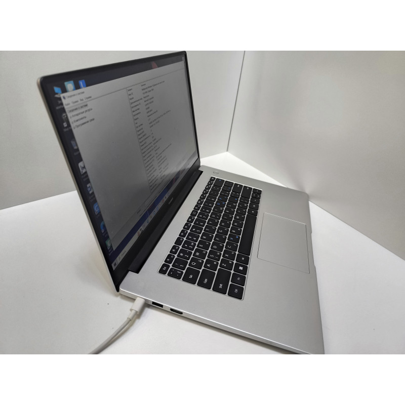 Ноутбук HUAWEI MateBook D 15 BoB-WAI9Q            
            б/у