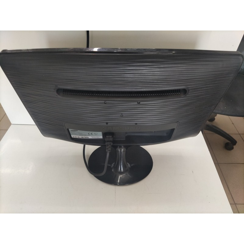 Мониторы Samsung SyncMaster B2030N            
            б/у