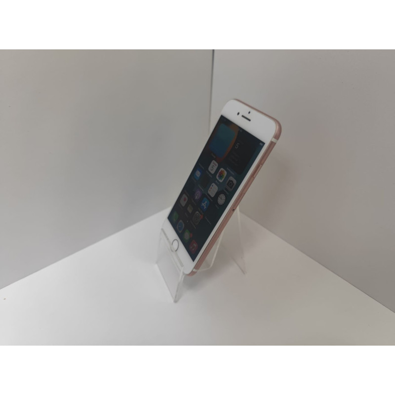 Мобильный телефон Apple iPhone 7 2/128 GB.            
            б/у