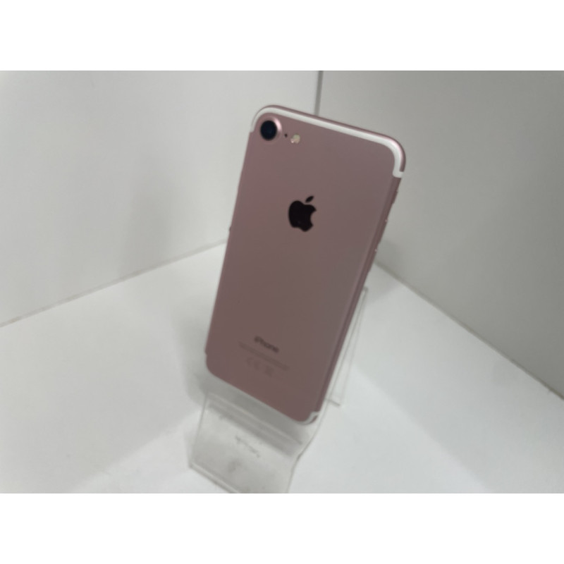 Мобильный телефон Apple iPhone 7 2/32 GB            
            б/у