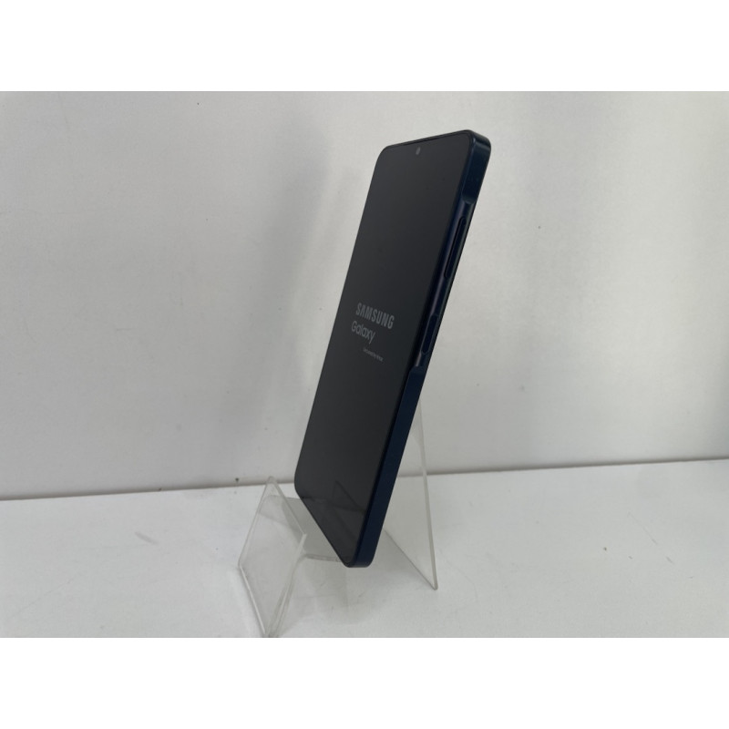 Мобильный телефон Samsung Galaxy A06 4/128 GB            
            б/у