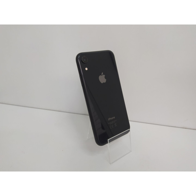 Мобильный телефон Apple iPhone XR 3/64 GB            
            б/у