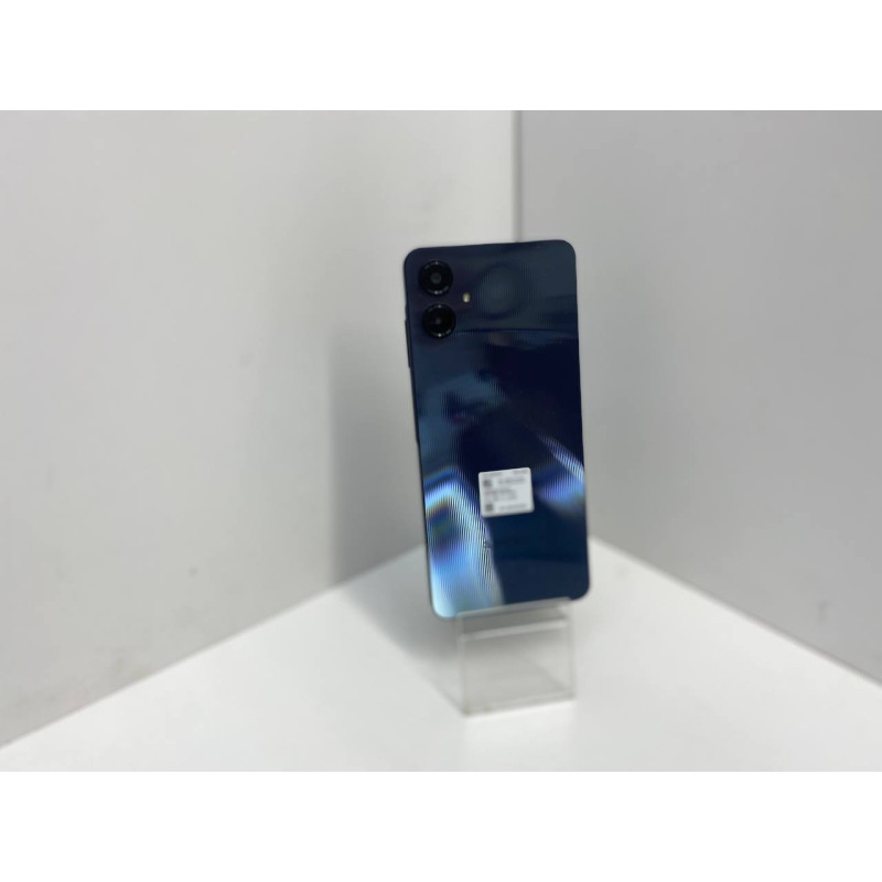 Мобильный телефон Samsung Galaxy A06 4/64 GB            
            б/у