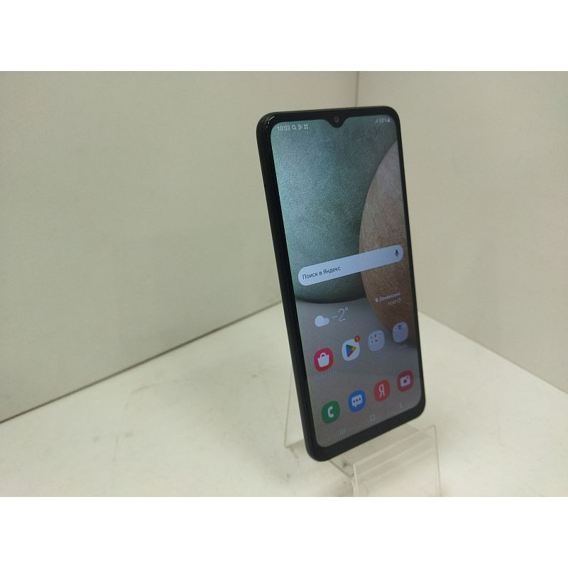 Мобильный телефон Samsung Galaxy A12 3/32 GB            
            б/у