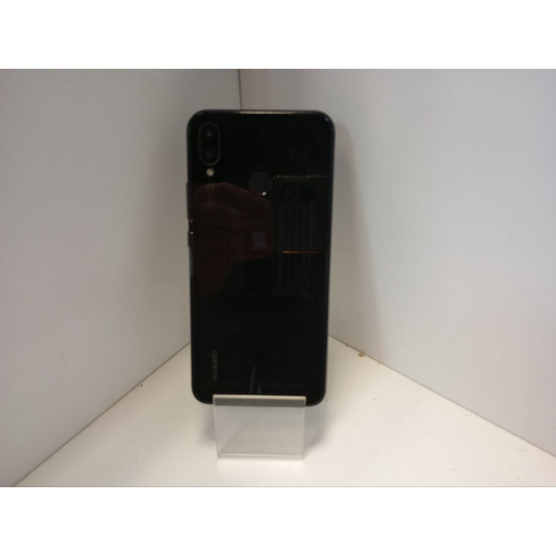 Мобильный телефон Huawei Nova 3i 4/64GB            
            б/у