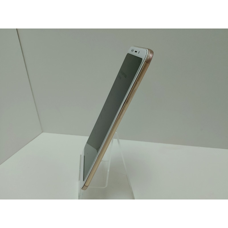 Мобильный телефон Xiaomi Mi Note 3 4/64 Gb            
            б/у