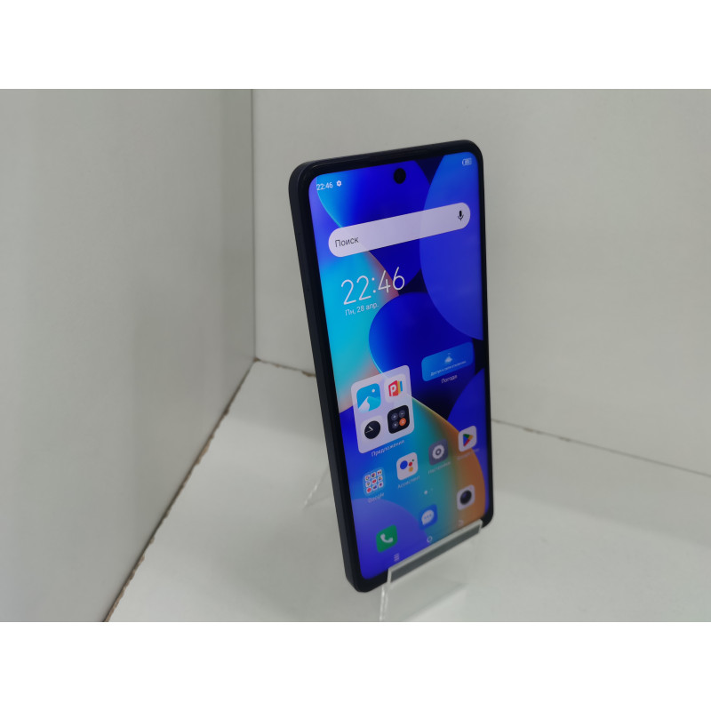 Мобильный телефон Tecno Spark 10 Pro 4/128 GB            
            б/у