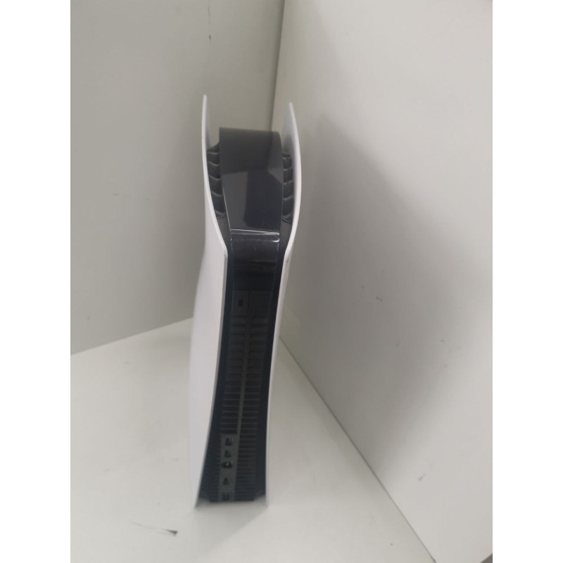 Игровые приставки Sony PlayStation 5 825GB (CFI-1216A)            
            б/у