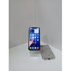 Мобильный телефон Apple iPhone 11 Pro Max 4/64 GB            
            б/у