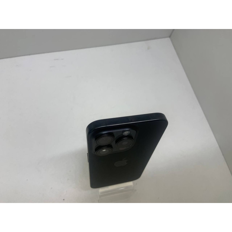 Мобильный телефон Apple iPhone 15 Pro 8/256 GB            
            б/у