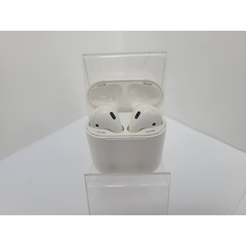Наушники Беспроводные Внутриканальные Apple AirPods 2 серии A1602            
            б/у