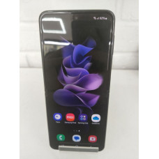 Мобильный телефон Samsung Galaxy Z Flip3 8/128 GB            
            б/у